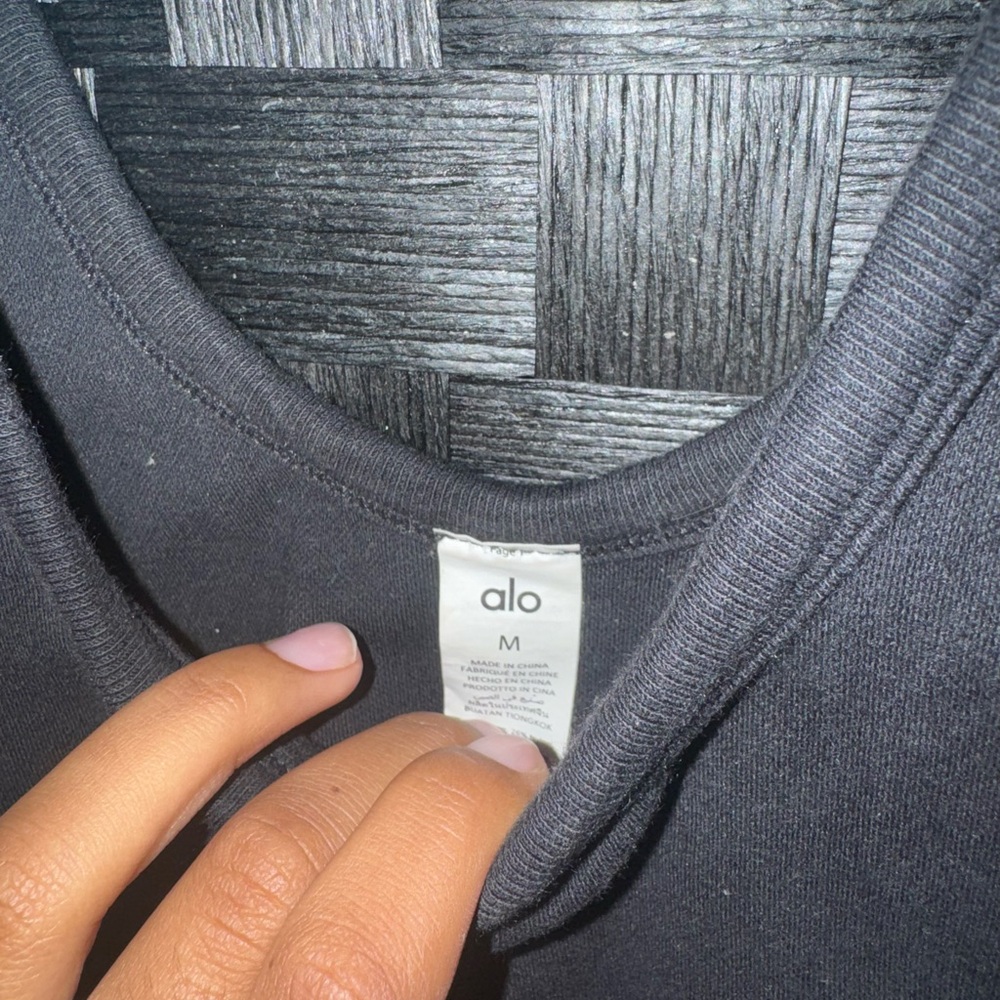ALO Yoga Black Scoop Neck Tank Top
